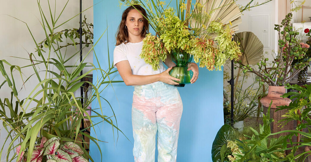 tmagazine : Using unexpected materials to create lush arrangements, the florist Sophia Moreno-Bunge brings the Californian wilderness indoors nyti.ms/33OBiLE #TPresents  (via Twitter x.com/tmagazine/stat…)