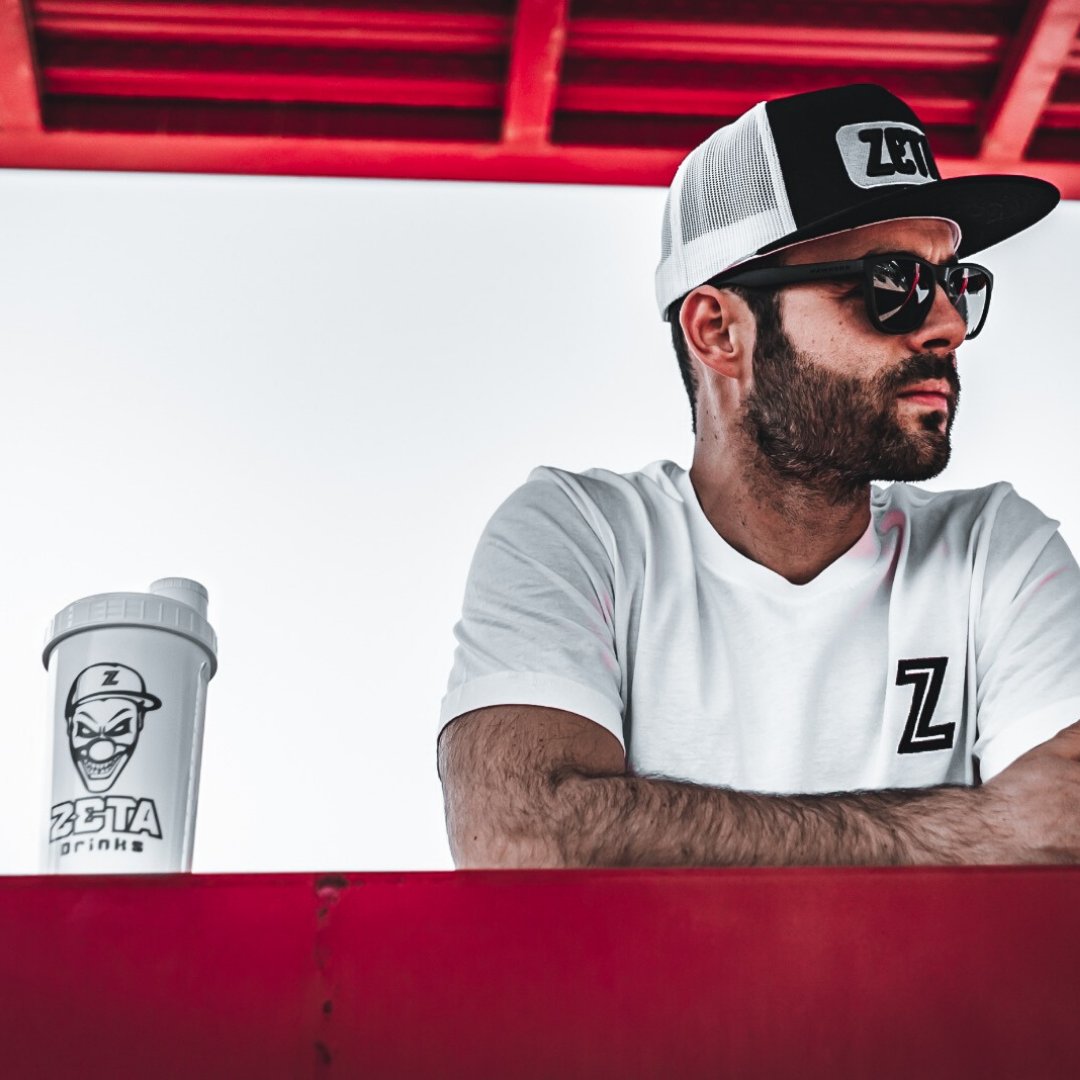 zdrinksenergy's tweet photo. 😎

#instagamerspain #pcgamer #playstation5 #xbox #videojuegos #generaciongamer #zetadrinks #gamer4life #gamerspain #nintendogamers https://t.co/tNKGHNKFyv