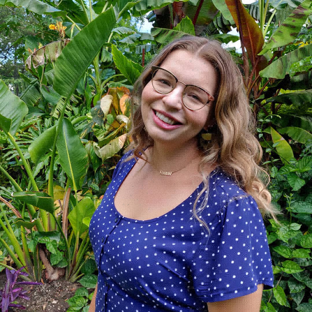 makersmarketst1's tweet photo. Hello everyone! 
So excited to be joining The Maker's Market team! You'll find me in the shop on Tuesdays and Wednesdays! 
Can't wait to meet you all! See you at the #Grandopening on September 4th here in the #JunctionToronto.🎨 https://t.co/lOmSdtMg0K