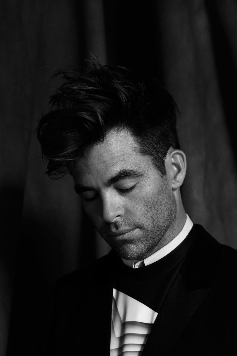 Chris Pine as Women in Medieval Society