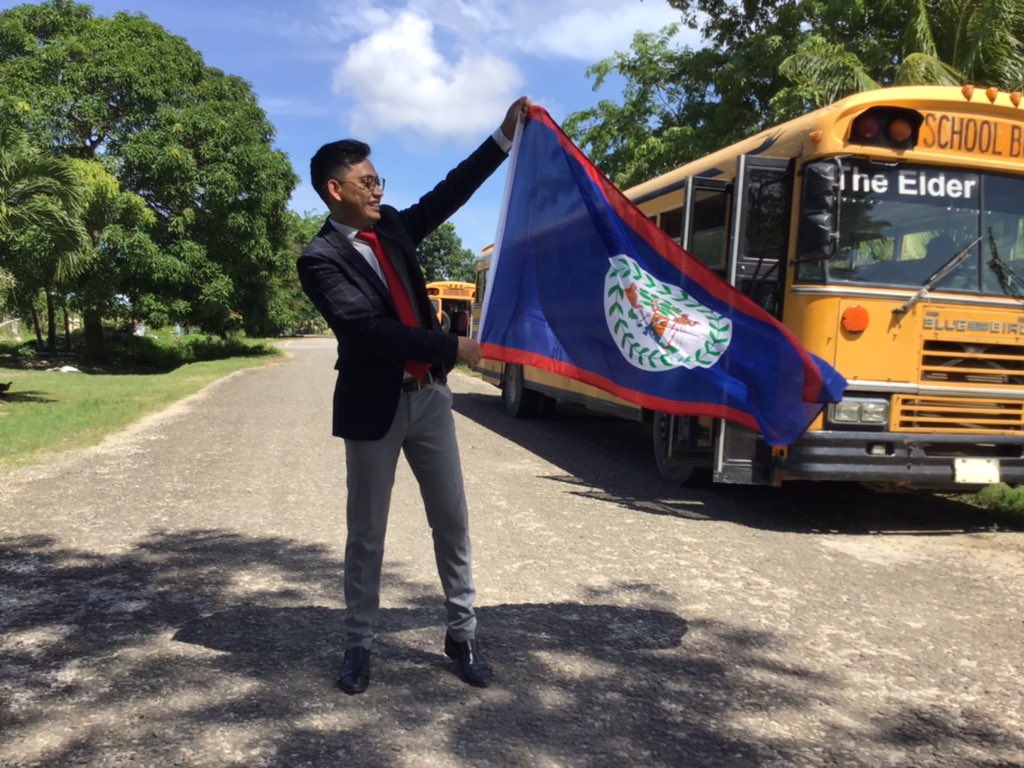 evanxortega's tweet photo. Desde todas las partes del mundo nos unimos al mismo sentir.
¡Somos una juventud feliz! ¡Somos un pueblo muy feliz!
Bella Vista, Belize, C.A.

#CaminataVirtualLLDM  #DiaInternacionalDeLaJuventud  #SantaCena2020  #ElAmorNosUne https://t.co/WxWJKQNWYx