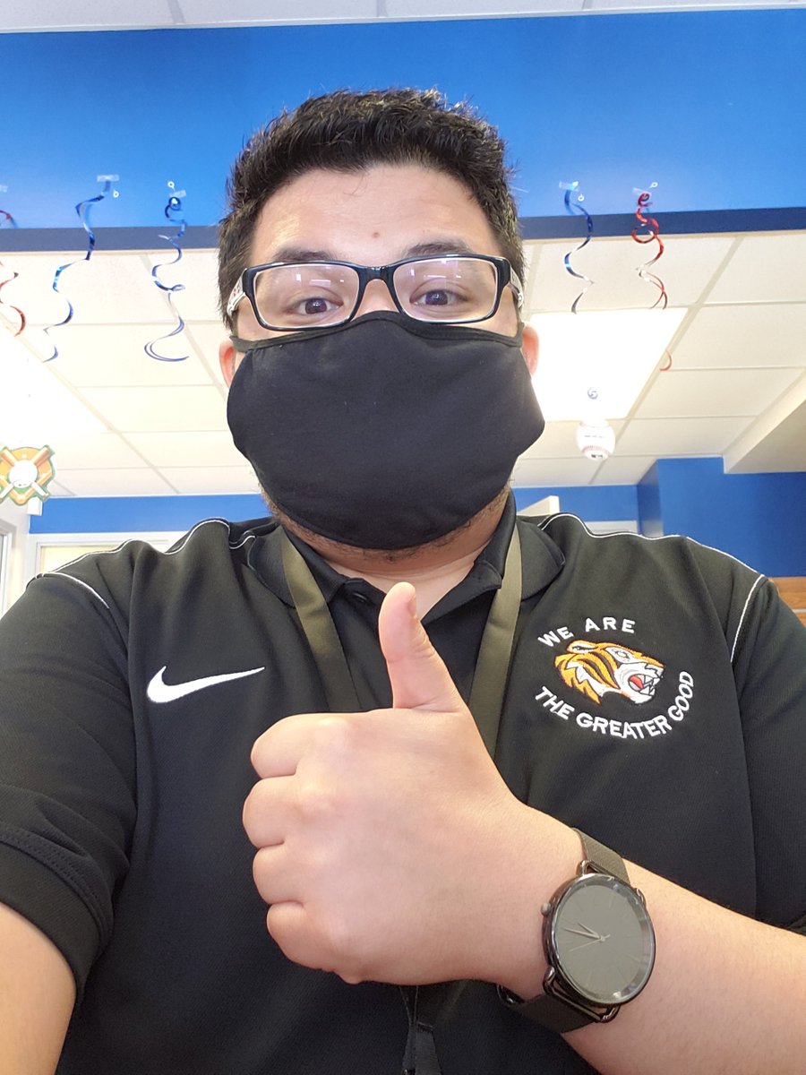 Lazo_CT's tweet image. Wrapping up day 3 of distribution @JohnRGood! Pre-K, we are ready for you tomorrow, 8/13 from 9 to 3! #IISDTech @IISDTechService #ForwardTogether #GoodNReady #WeAreTheGreaterGood @IrvingISD