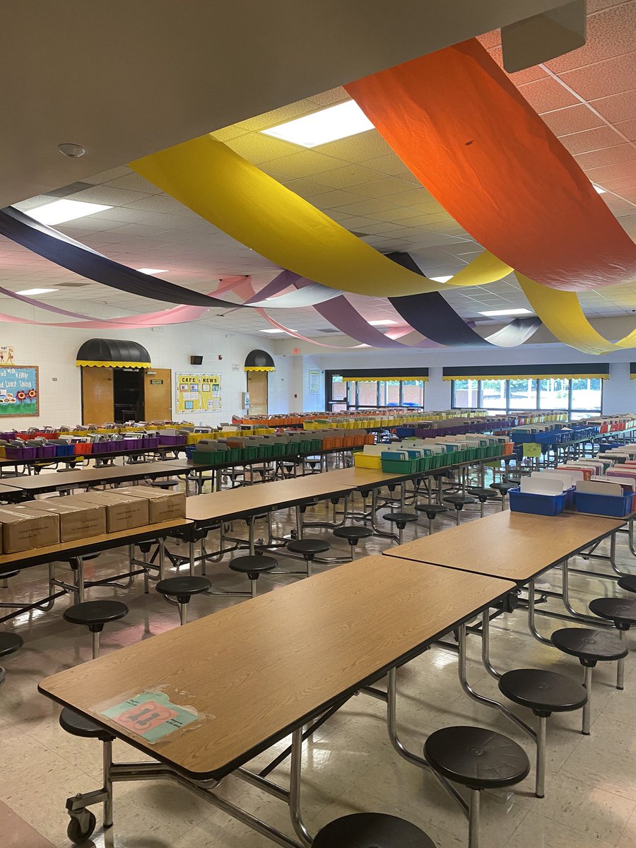 dl_sims's tweet photo. We are all set to pass out resources and supplies next week to our scholars. Parents, please ensure you have signed up for a time slot Monday-Friday of next week! See you soon! https://t.co/qdf7PJFOLk