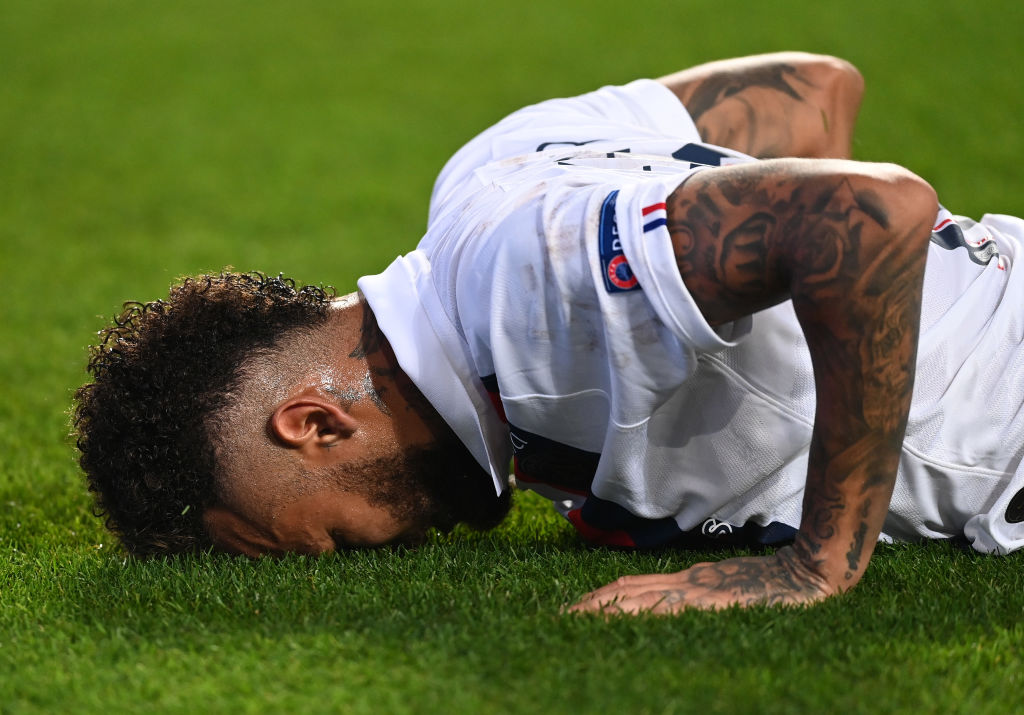 BBCMOTD's tweet photo. Just under half an hour left...

PSG still trail.

Going out?

#UCL LIVE: https://t.co/C2yFb1GOxA https://t.co/WhFWEdpNDu