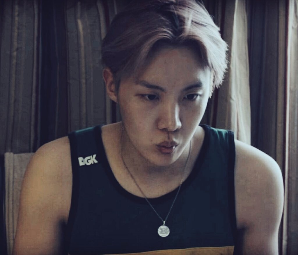 He looks hot when he& #39;s focus
