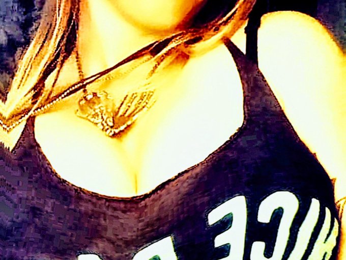 I'm online right now on Skyprivate - pay-per-minute system for Skype live shows. Call me right now in<a href="/tag/camgirl"class="tags"><span>#camgirl</span></a>