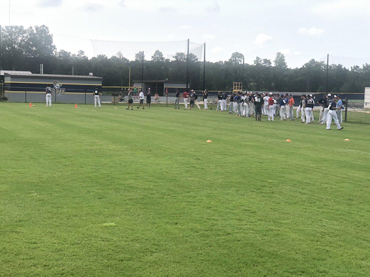 SelectShowcases's tweet photo. Great big thank you to the more than 60 players and 15 colleges that attended today’s camp at CIU. More info will be released in the coming days! https://t.co/5ZOzPA5wU9