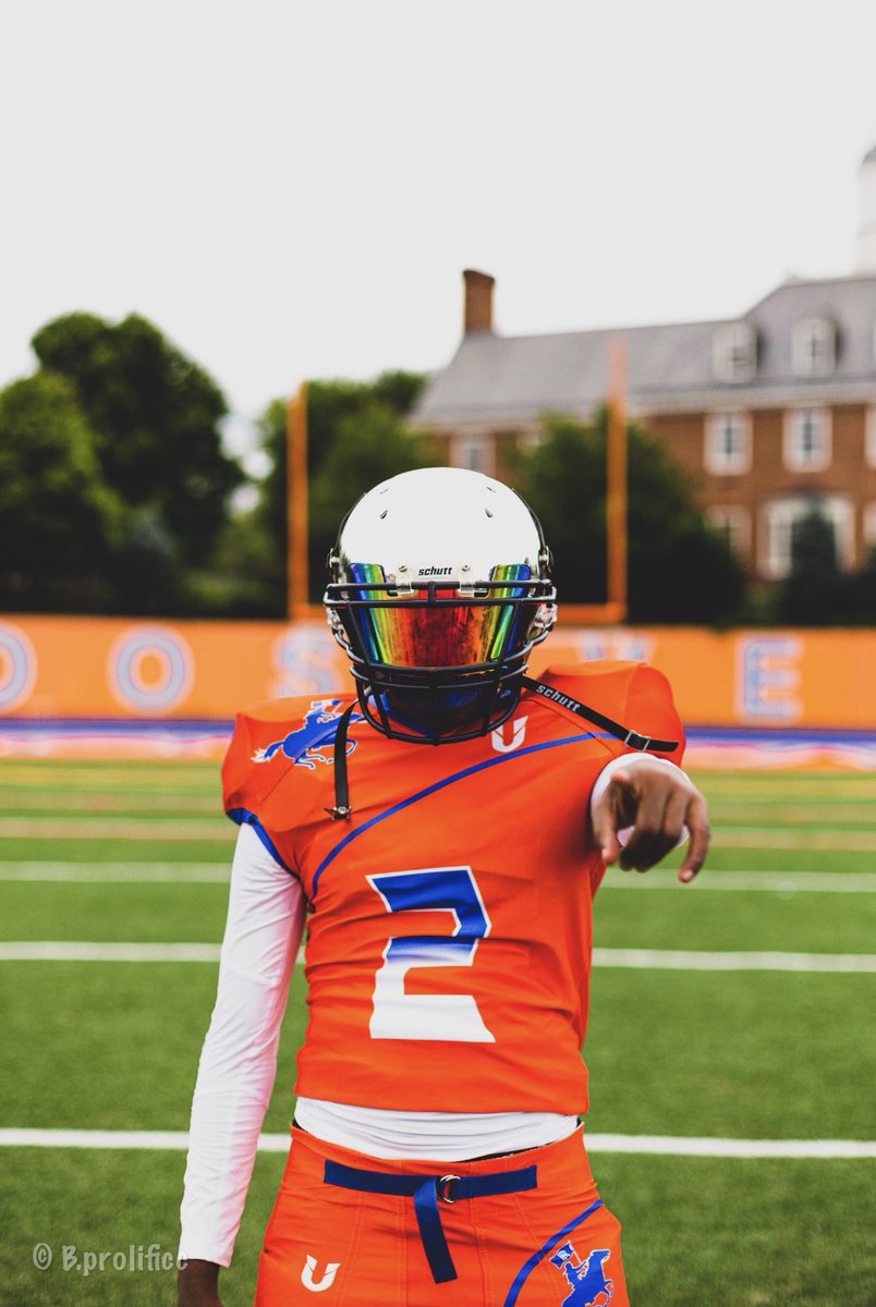 BIG__KP's tweet photo. I would like to thank @CoachChrisRoose @roughridersfb_ for trusting & believing in us🔷🔶Embrace The Culture🔶🔷The HERD🐎 #MoveInUnison @unisonthebrand https://t.co/nSvlPGF36Y