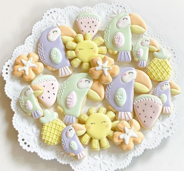 Meet Judy Elswick of Birdiejudy Custom Cookies! bit.ly/3gT4AfF #BirdiejudyCustomCookies #CustomSugarCookies #LAsugarcookies #SFV #RealMomOfTheSFV #SFVbaker #JudyElswick