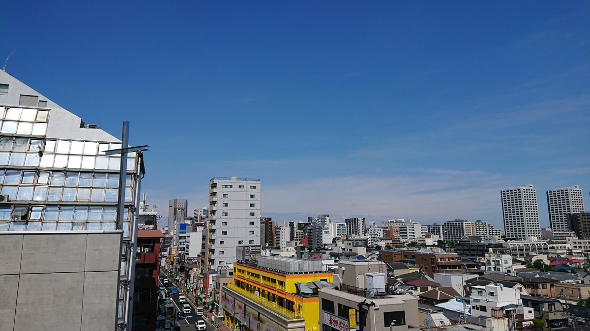 株式会社シニアジョブ おはようございます シニアジョブ広報部です 新大久保天気 晴れ 最高気温 35 今日も青空ですが 西の山沿いに低く暗い雲が薄く伸びていますね 新大久保は今日も若い女性中心に賑わっています 企業公式が毎朝地元の天気を 株式会社シニアジョブ おはようございます シニアジョブ広報部です 新大久保天気 晴れ 最高気温 35 今日も青空ですが 西の山沿いに低く暗い雲が薄く伸びていますね 新大久保は今日も若い女性中心に賑わっています 企業公式が毎朝地元の天気を