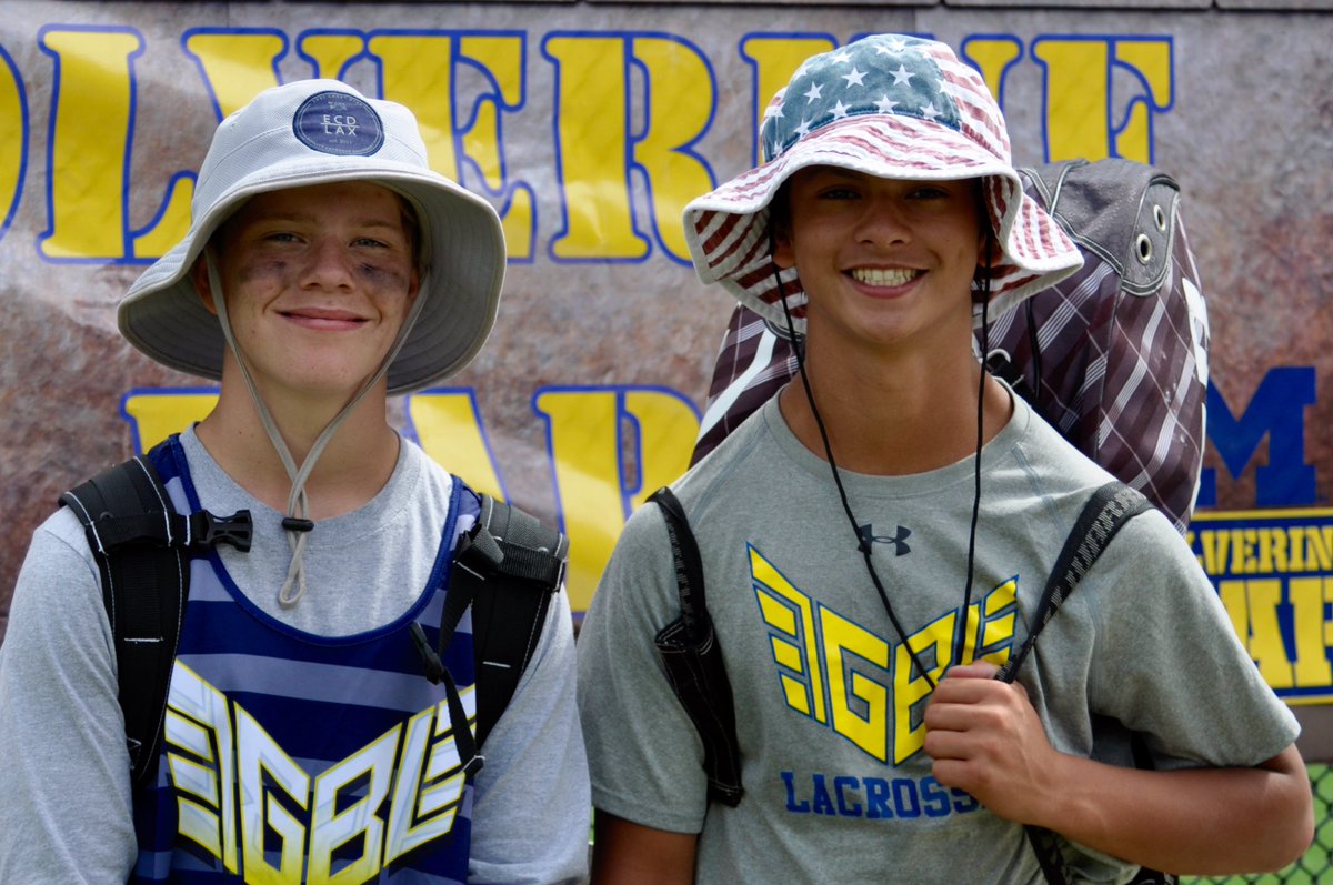 mikemorfe54's tweet photo. Happy birthday to a day 1 @DylanJackson_19 https://t.co/M5o8y2zAJI