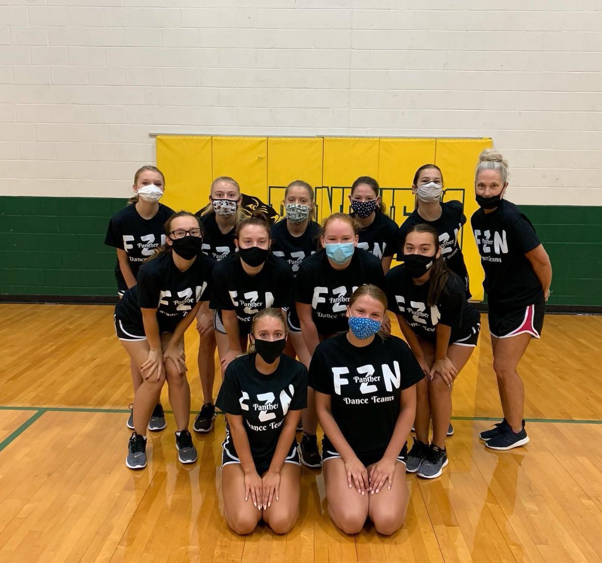 fznvdt's tweet photo. Camp day 1 was a success!! We had a blast learning our team routine today! @NDAupdates 💚💛#pursuegreatness #bbmovesonly #inspire https://t.co/BqjcX6xfoB