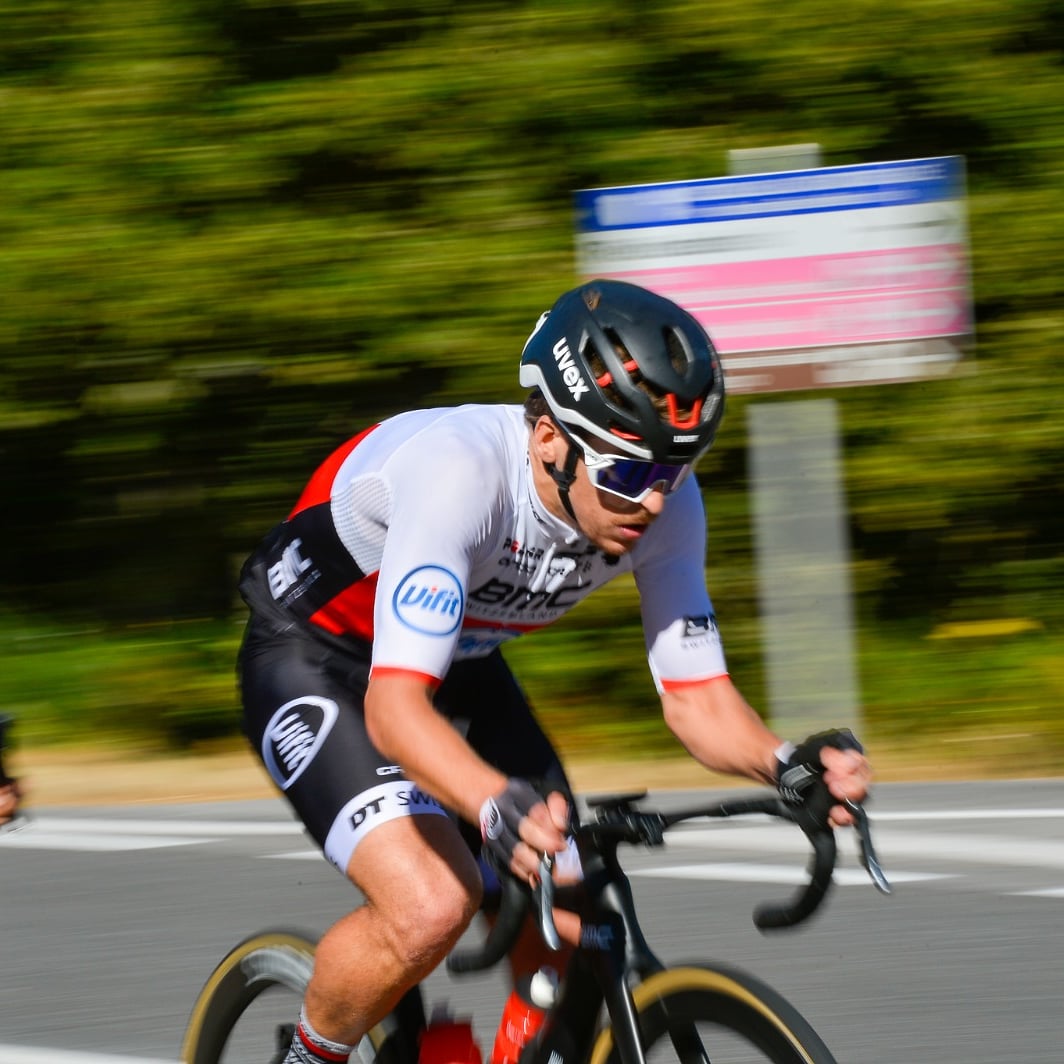 pablitopiny's tweet photo. 6x4' 🚴💨⚡
📸 @JaviTheilacker
@BMCVifittri #bmcvifittri
@Ride_BMC #bmctimemachineroad01
@VifitSportNL #vifit
@uvexcycling #uvexcycling
@CraftSportswear #craftsportswear
@dtswissfanclub #flatoutfast
@PolarGlobal #bloodsweatandata https://t.co/TfvqJoTvvi