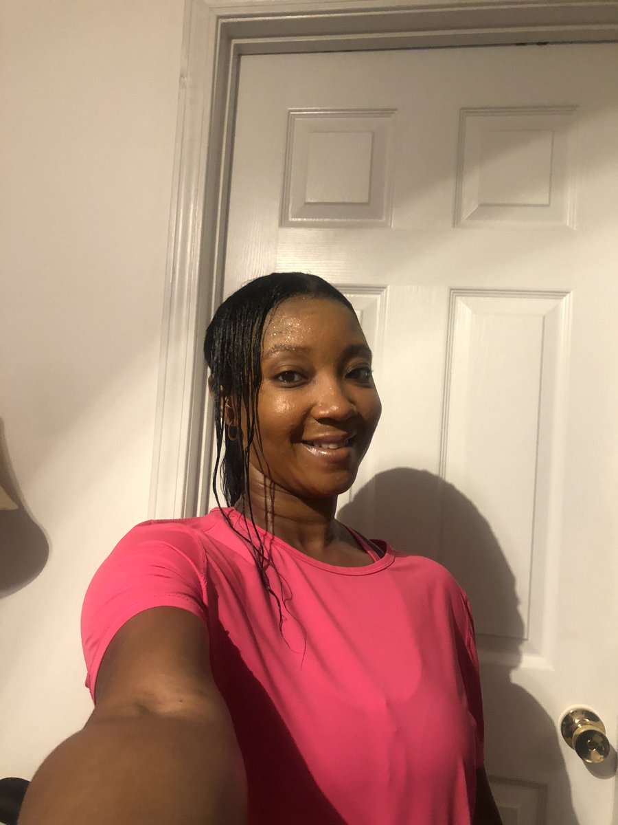 I got caught in the rain this morning during my run/walk session🙄lol Where y’all at?@CoachDez_RCE <a href="/WebsterScdenise/">Denise Webster</a> <a href="/gad1127/">Stacey Gadson</a> <a href="/mandinelligan/">Mandi Nelligan</a> <a href="/drgina16/">Regina Wasiluk</a>               
Good to see you, even though it was a drive-by 🤣 <a href="/SumrallScholars/">Janaya S</a> 🏃🏽‍♀️💪🏽🙌🏽👏🏽🔥🌹Have a Wonderful Wednesday!