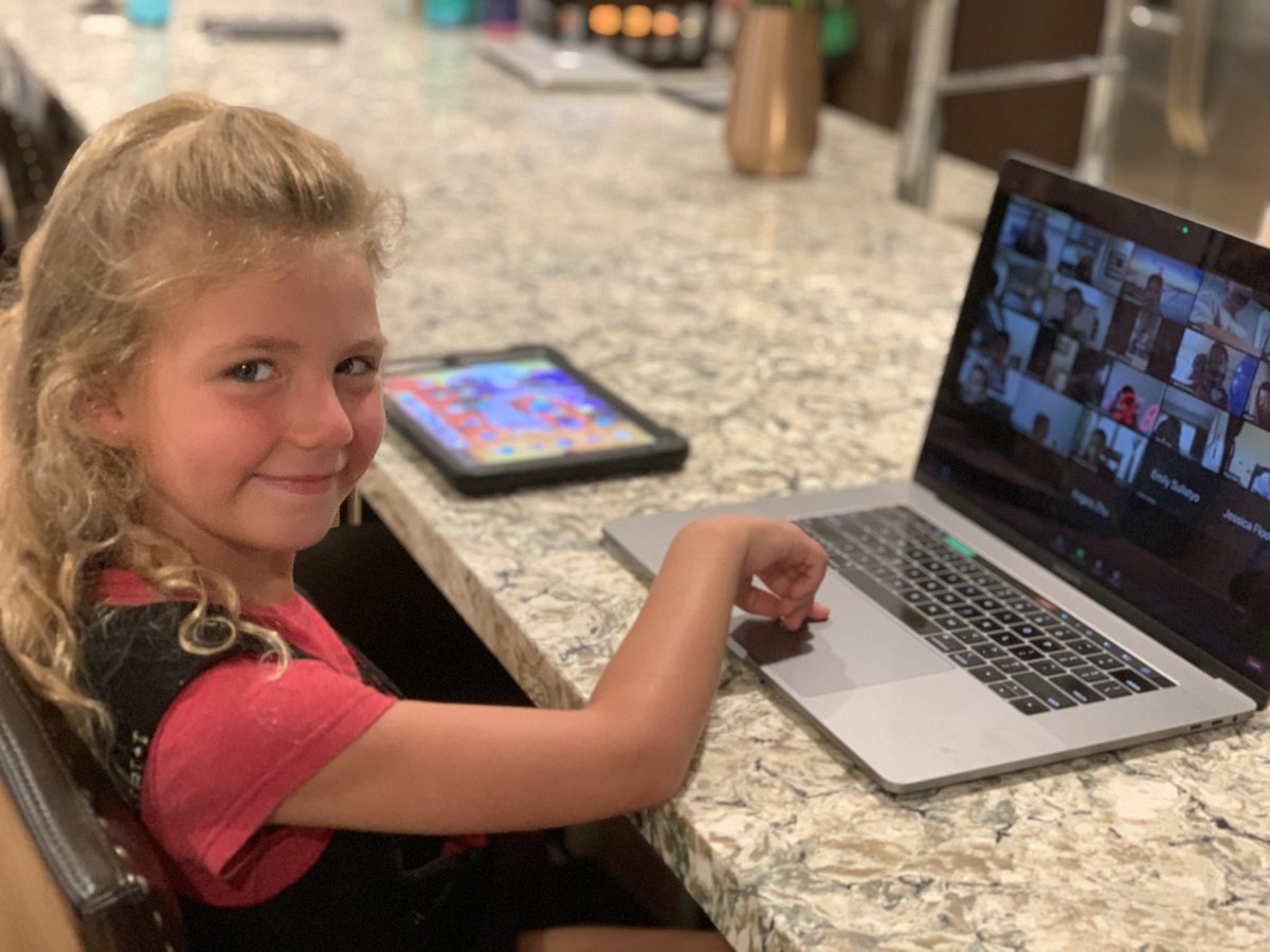 #USDfirstday2020  Welcome Back to school USD! <a href="/GuadGrizzly/">Guadalupe Grizzlies</a> <a href="/AliciaWalpole/">Alicia Walpole</a>