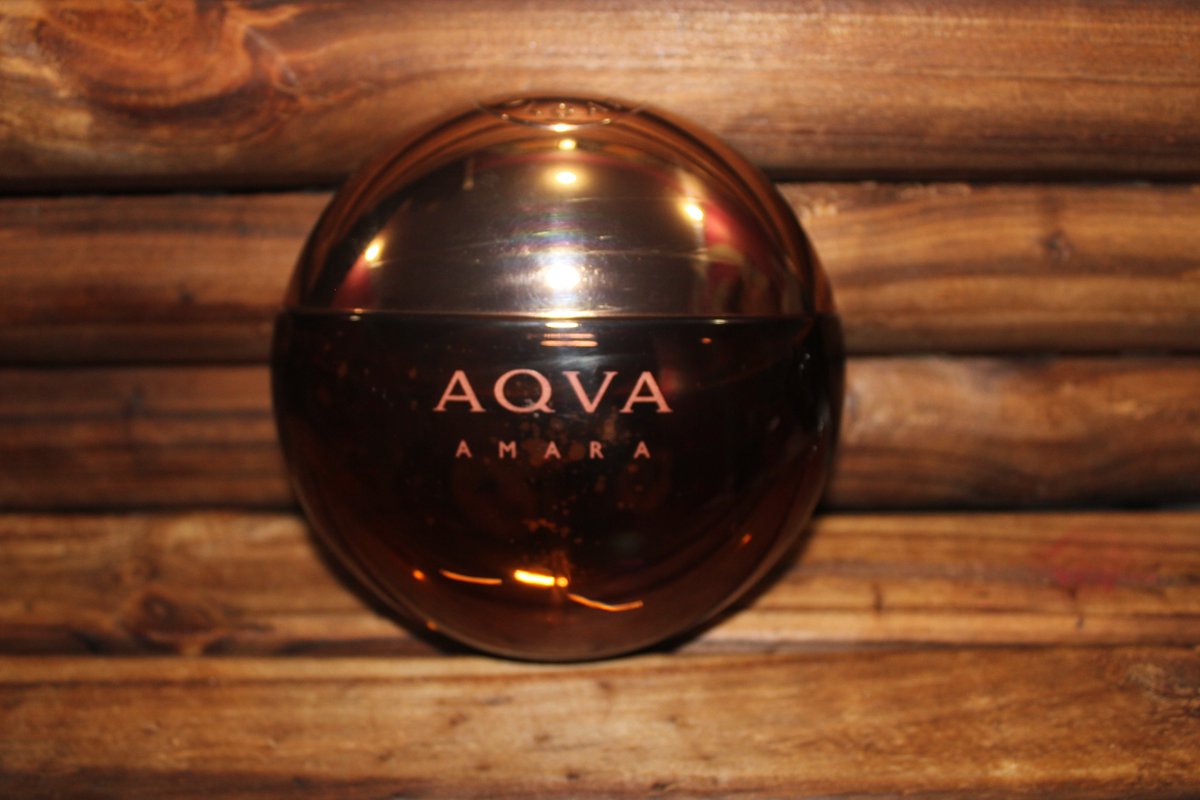 ثريد عن " أفضل العطور الرجالية الصيفية عن فئة الديزاينر"

القائمة تضم 50 عطر لكن ضيقة النطاق إلى 21...