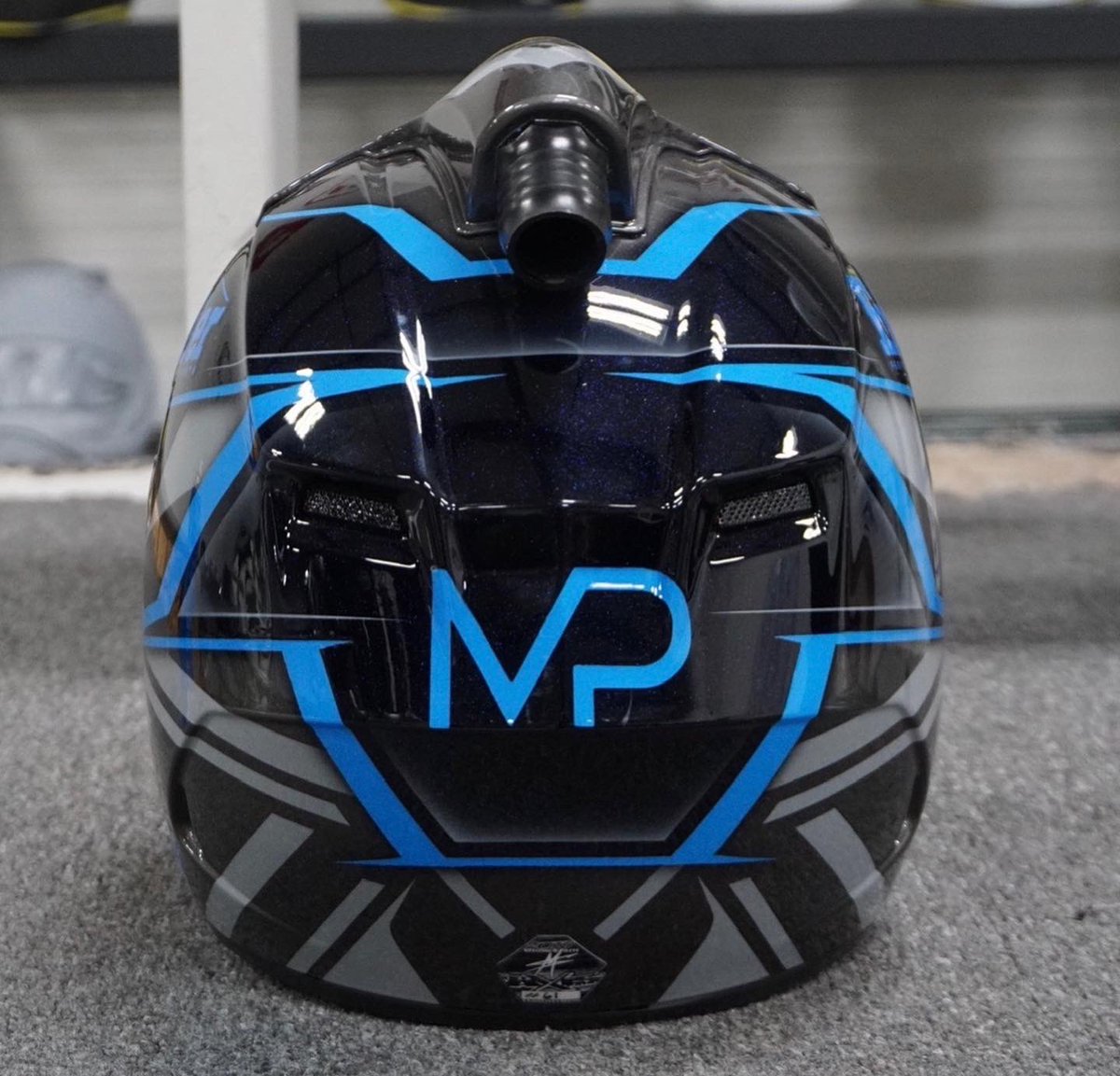 MilesOfPayne's tweet photo. Here is a picture of the first time I laid eyes on the helmet after @OffAxisPaint worked their magic. Iโm still in love! @FrontierLube
I just love this helmet!!
#Helmet #CustomPaint #AirBrush #OffAxis #TeamOffAxis #NASCAR #RuggedRadios #BellHelmet https://t.co/pFGaF9uFrr