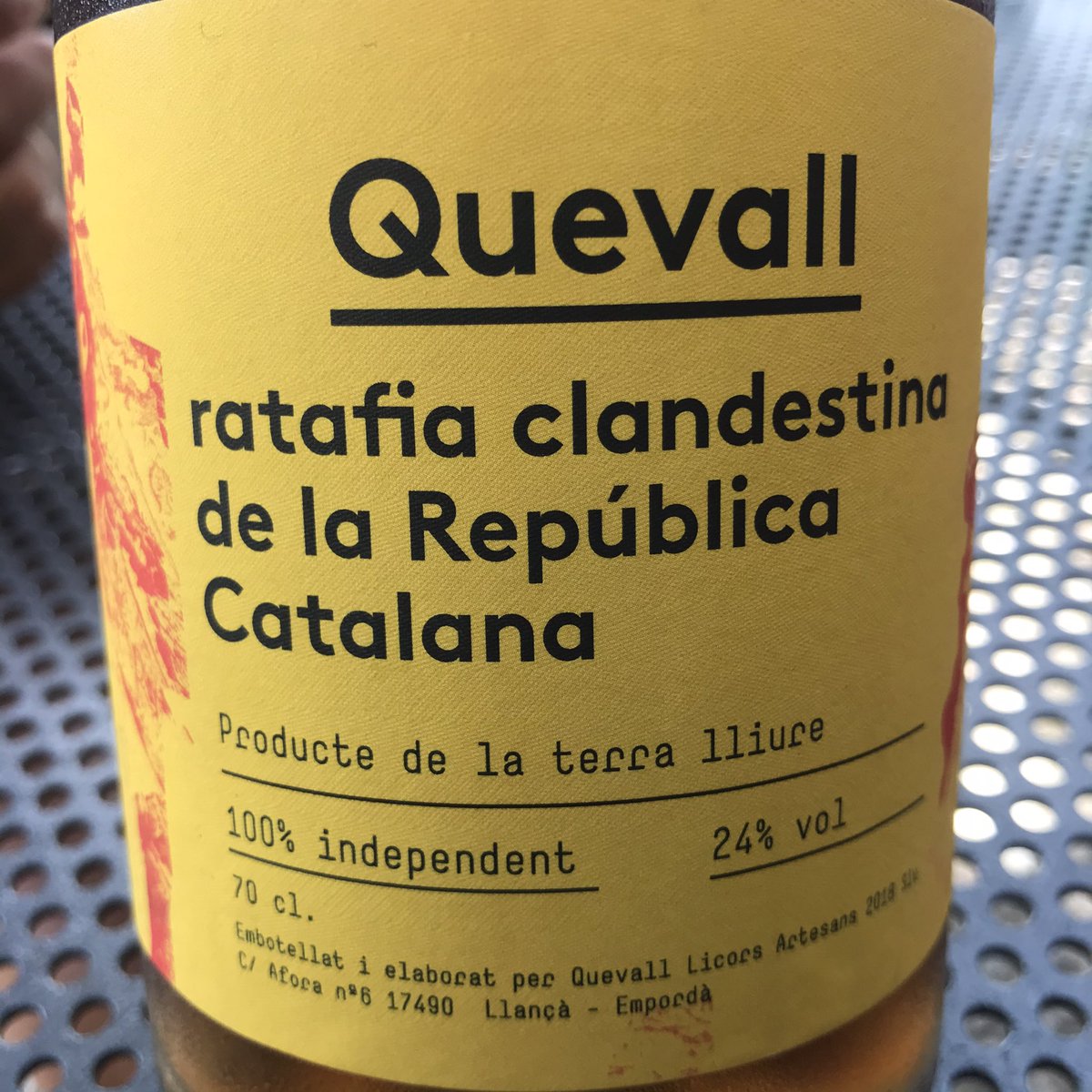jmarauzo's tweet photo. #Quevall , ratafia clandestina de la #RepúblicaCatalana https://t.co/36kAgrI9Rd