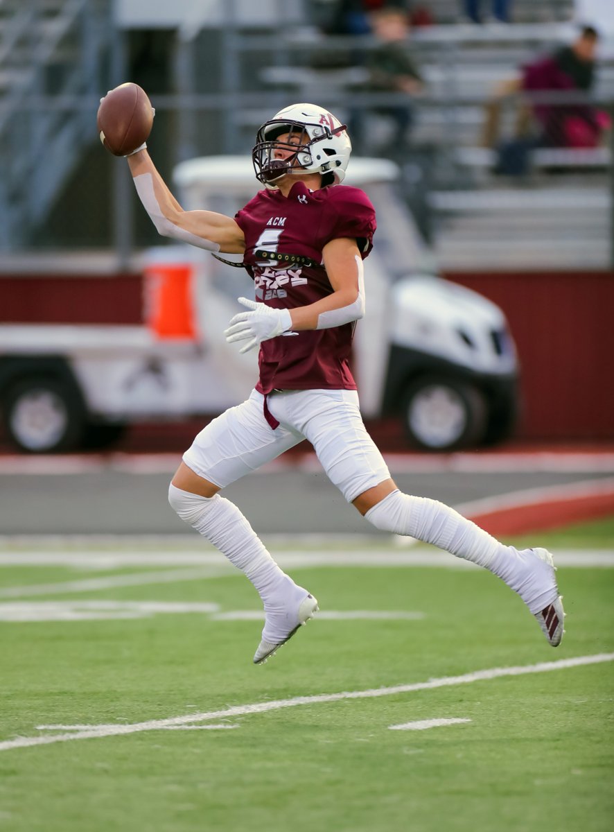 dctf's tweet photo. ANOTHER DAY CLOSER TO #TXHSFB! https://t.co/c8dpphCWIL