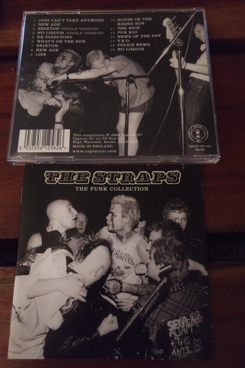 mcfcsince1894's tweet photo. On the long player -#thestraps -well known on the London punk scene back in the day.....🎵🎶🎸🎤🎛️🎚️🎙️🎧🔊💙 https://t.co/iM0nJdUGB0