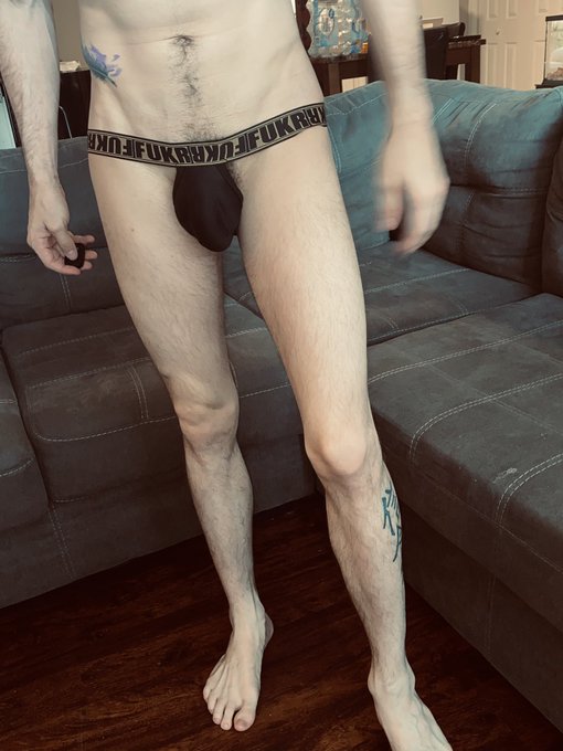 3 pic. Follow me on my https://t.co/fPlfToBjRz https://t.co/8aXQ4Sqam0