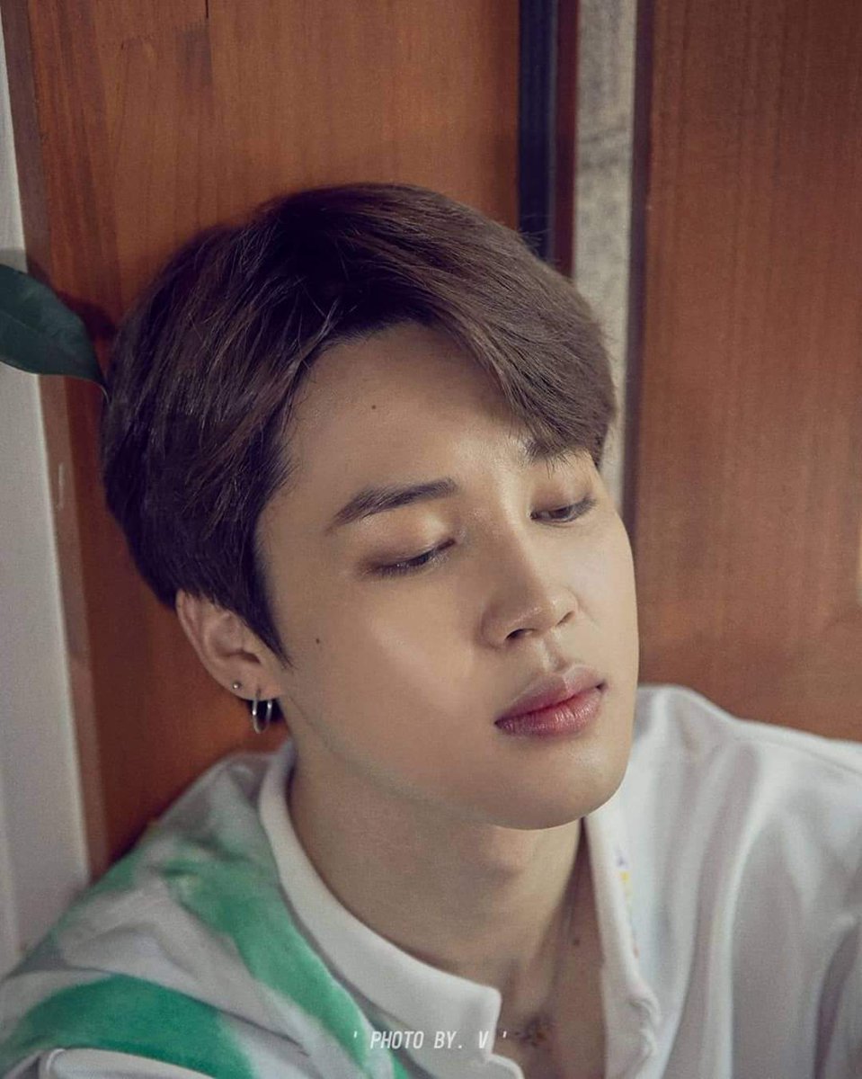 BTSMexicoLATAM's tweet photo. Run BTS! 2020 — Detrás de escena del episodio 105 y 106.
Fotos de Park Jimin tomadas por Taehyung .
#ArmyNRJ💜✨
.
.
.
#ArmyCityMx #Bts
#MTVHottest BTS @BTS_twt
#BTSARMY #Jimin🐥 #V🐯 #RunBTSEp106 #RunBtsEp105 https://t.co/pUNZuI09Jd