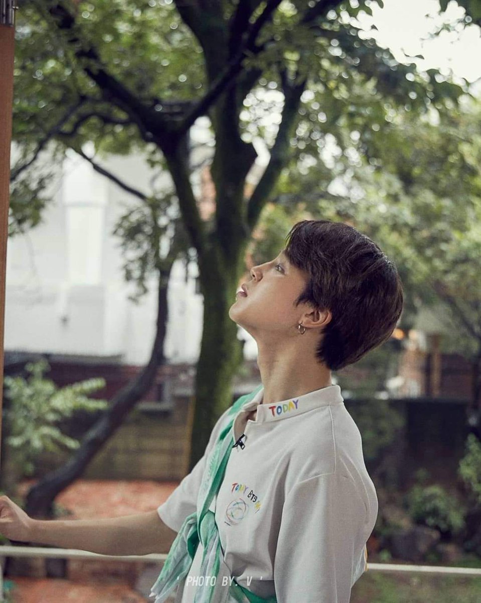 BTSMexicoLATAM's tweet photo. Run BTS! 2020 — Detrás de escena del episodio 105 y 106.
Fotos de Park Jimin tomadas por Taehyung .
#ArmyNRJ💜✨
.
.
.
#ArmyCityMx #Bts
#MTVHottest BTS @BTS_twt
#BTSARMY #Jimin🐥 #V🐯 #RunBTSEp106 #RunBtsEp105 https://t.co/pUNZuI09Jd