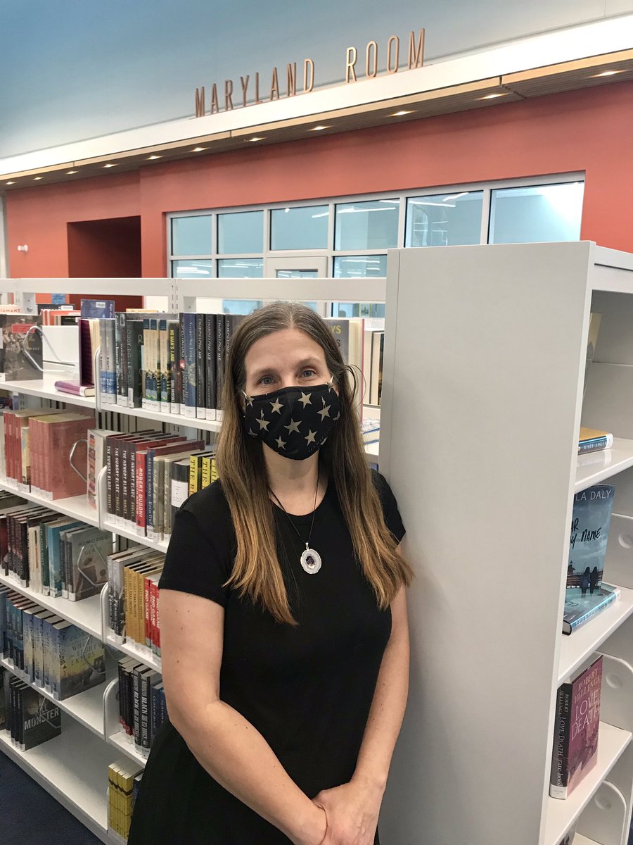 BrianKamoie's tweet photo. We brought @laurakayeauthor for her first visit to the beautiful new @aacpl Michael E. Busch #Annapolis library. She would have posed with her 📚, but they were all checked out! ❤️ Support public libraries.🙏🏻 #LauraKamoie #MyDearHamilton #AmericasFirstDaughter #RibbonsOfScarlet https://t.co/bsebod86Tz