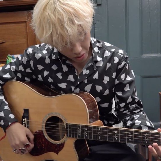 kim taehyung as sato mafuyuu <3        a thread!!
