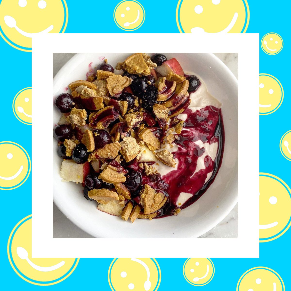 "This yogurt bowl was bursting with flavor 🥳 And adding gut healthy cookies as a topping was the best decision!" We couldn't agree more @yourekaleingmesmalls 😋 #testimonial #healthylifestyle #healthyrecipes
