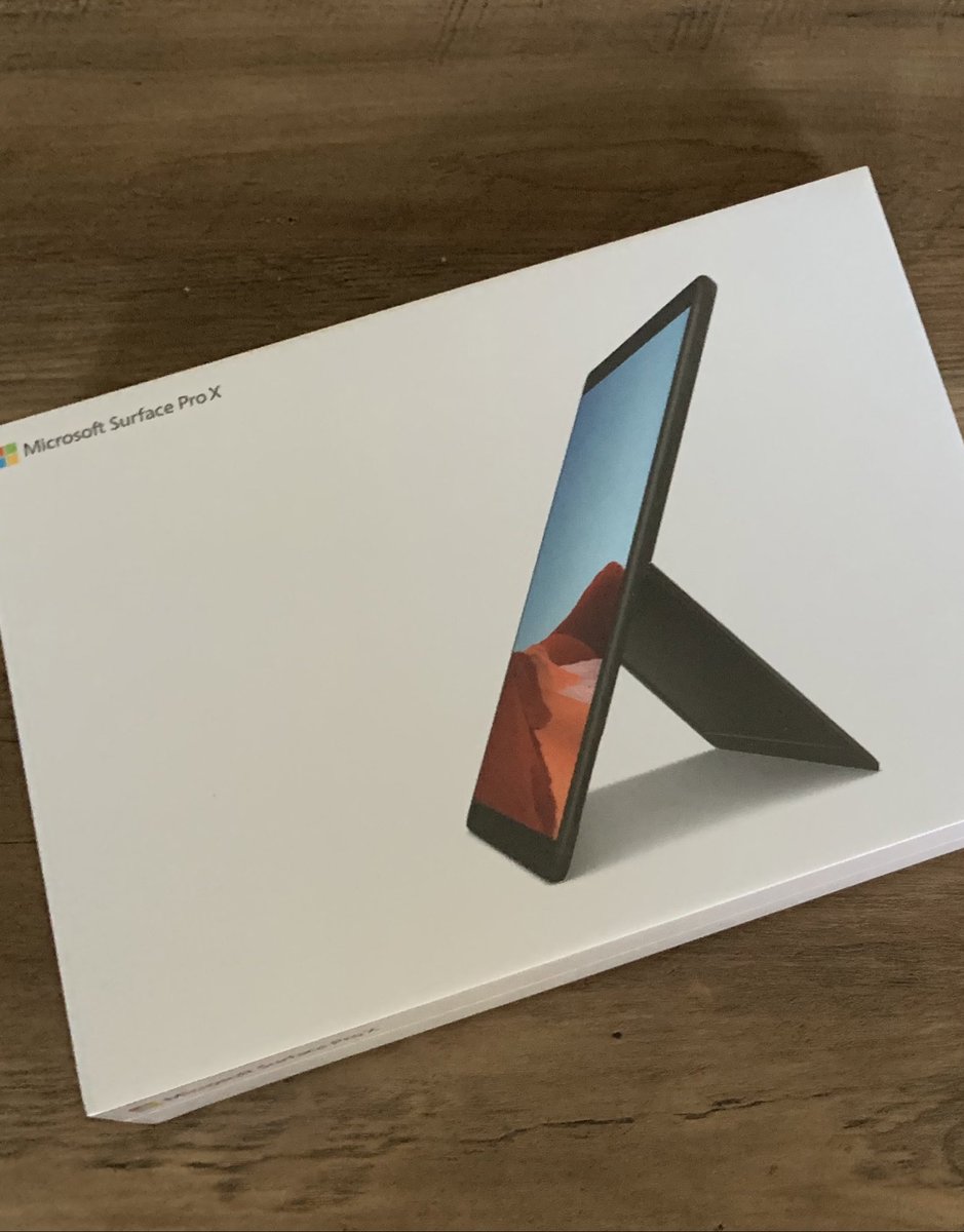 coachjamieann's tweet photo. Too pretty to open?? https://t.co/L0x4p87laL