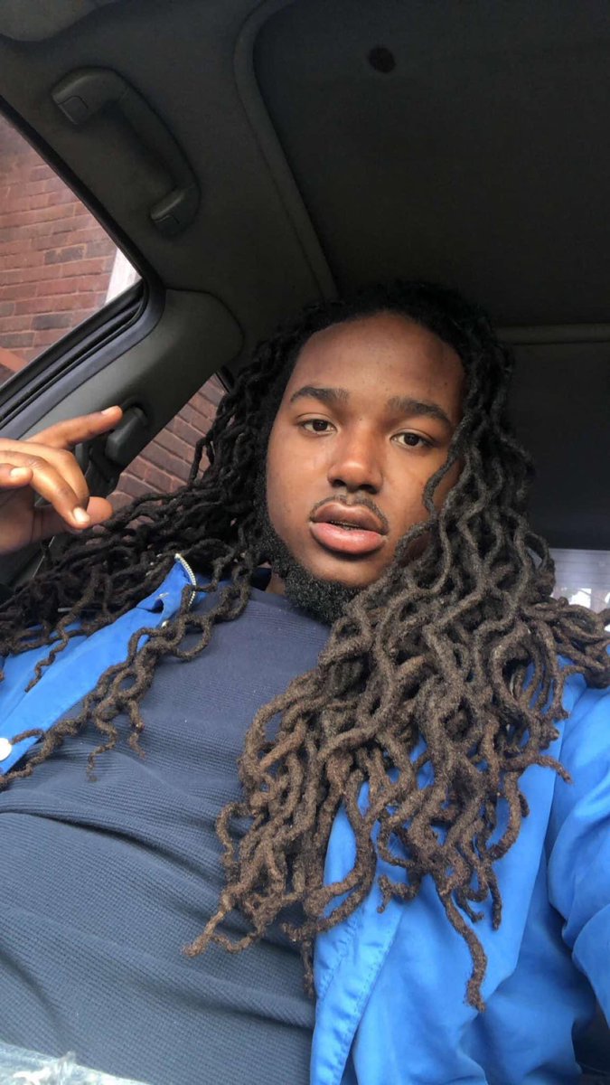 joshuathotties's tweet photo. I miss you brother; I think about you a lot. I can hear yo voice right now. #RipVito #LLB: https://t.co/3SXJterkMc