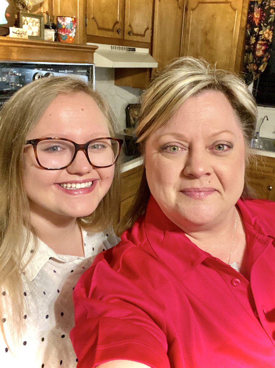 #ECISDfirstday My 29th first day of school and <a href="/BraddockKaitlyn/">Kaitlyn Donner</a> 2nd first day of school!  We both had a great day! <a href="/BurlesonECISD/">Burleson Elementary</a> <a href="/HaysSTEAMshines/">Hays STEAM Academy</a> <a href="/ECISD_T2L/">Curriculum & Instruction</a>