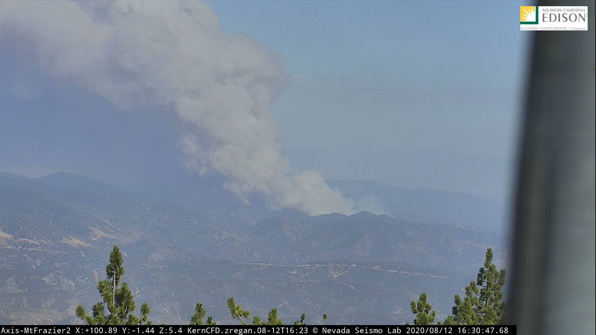 The fire is about 400 acres, pushing hard to the northeast. View from the Mt. Frazier camera of the  #LakeFire: