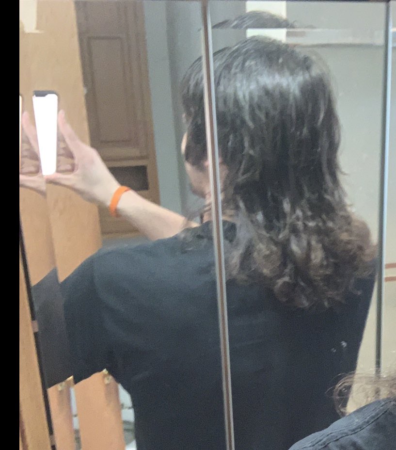 IowaDieselCrew's tweet photo. If this gets 50 retweet’s and 200 likes, I’ll bring back the mullet 😅😂

This is what I got it to last time😂
Sorry babe 😅 https://t.co/sEzCvgkBTC