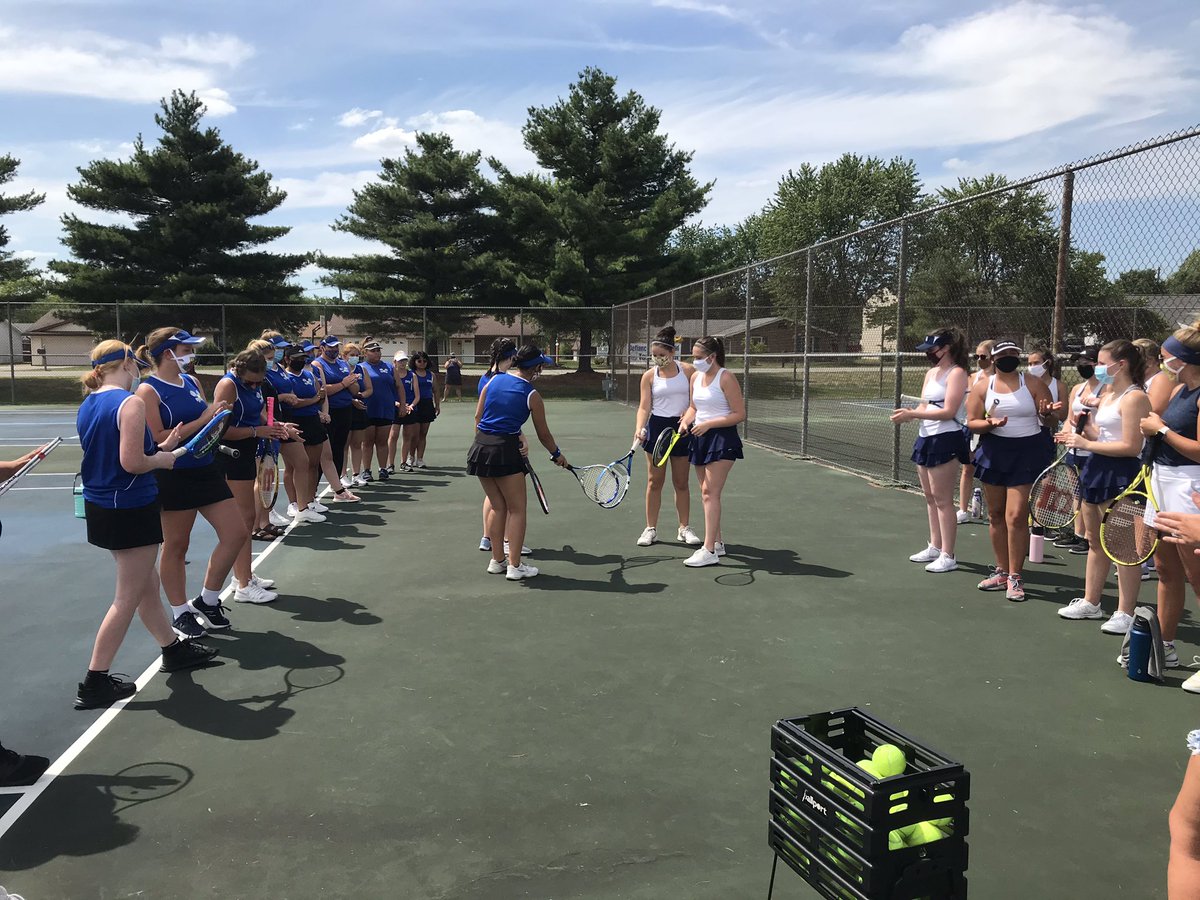 DefianceGT's tweet image. Defiance Girls Tennis defeated Napoleon in a very competitive match!  Winners for DHS were 3S Megan Lockmiller 6-0, 6-0; 1D Chloe Wetstein/ Ava Shock 6-2, 7-6(7-3); 2D Sofia Castillo/Marissa Blunt 6-0, 6-2! Next match is Friday at Sylvania Southview at 4:30pm.