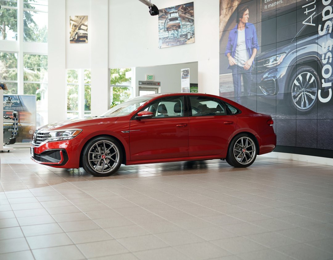 H&amp;R edition #Passat looking perfect! 👌🏼 #VW #Seattle #UniversityVW