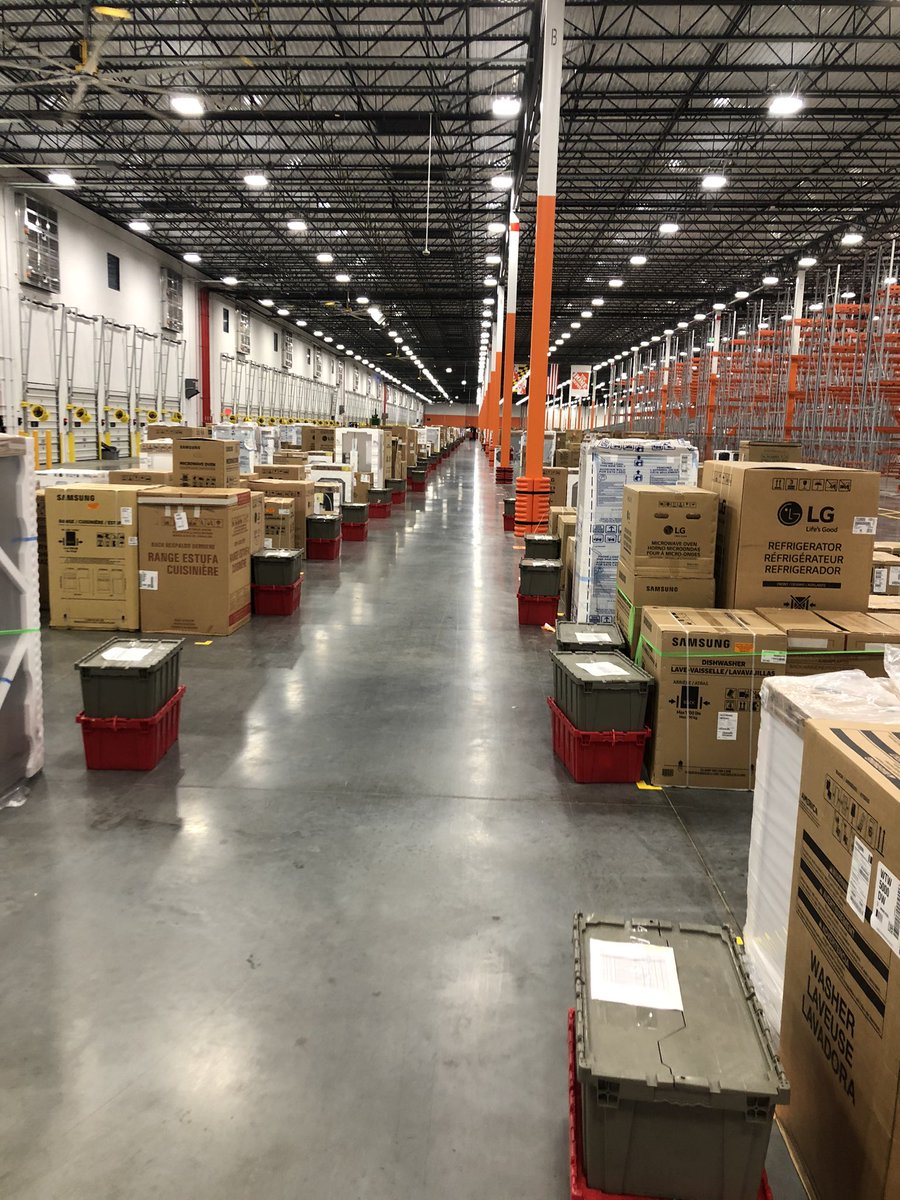 44 trucks tomorrow for <a href="/5829Mdo/">MDO 5829 Baltimore</a> and that’s a lite day 💪🏻💪🏻💪🏻 <a href="/rjosupplychain/">Rox</a>