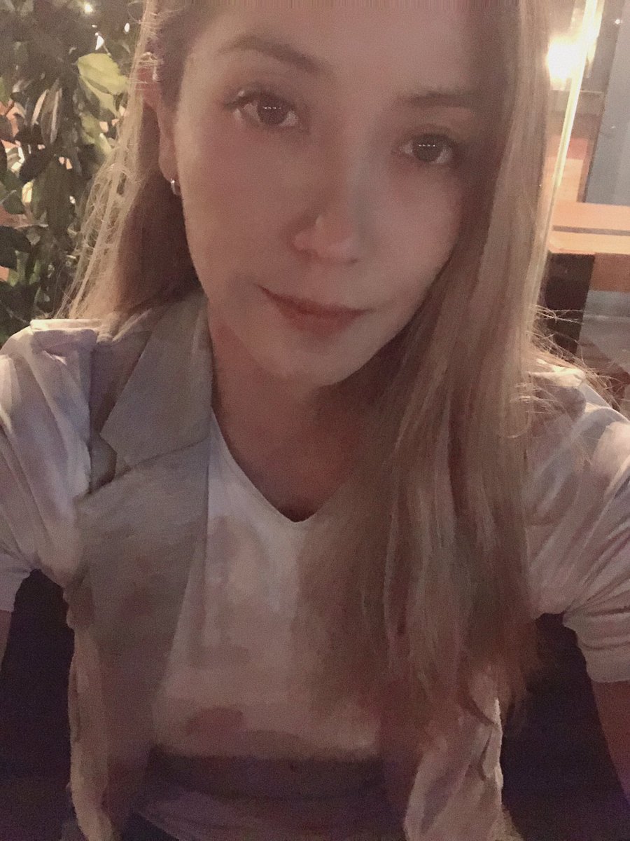 nizi_key's tweet photo. 自粛中にちゃんと運動したお陰で
高校の時の体重に戻した！
筋肉質になったけど…
#ダイエット成功　#スポーツ女子　#自粛中の運動　#成果 https://t.co/I0fTk5cCla
