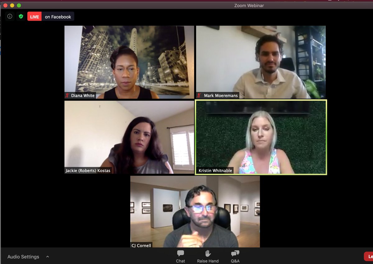 Loving the convo about our startup ecosystem happening on this <a href="/GA/">General Assembly</a> panel tonight 🙌 #yesPHX