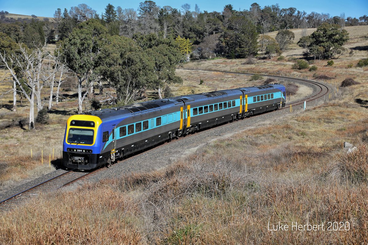 The #Sydney bound Xplorer #passenger #train approaching #Woolbrook, not long into its run from #Armidale this morning. Mind you, a run that should be commencing from #GlenInnes or even #Tenterfield! #nswpol #auspol

#NoNERT 
#FixNotRipRails 
#BringBackTheTrains
#rural #transport