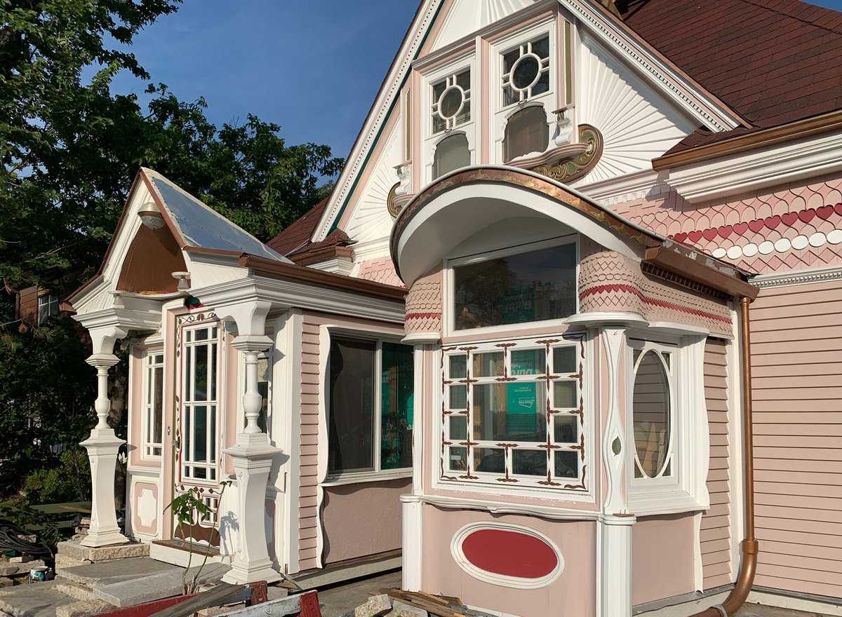 Something special happening on Henderson in Elmwood. A talented carpenter is bringing the lost Queen Anne style splendour back to his mother’s home, built in 1913. The details were removed and bricked over in the 1950’s. All hand built woodwork. Amazing.