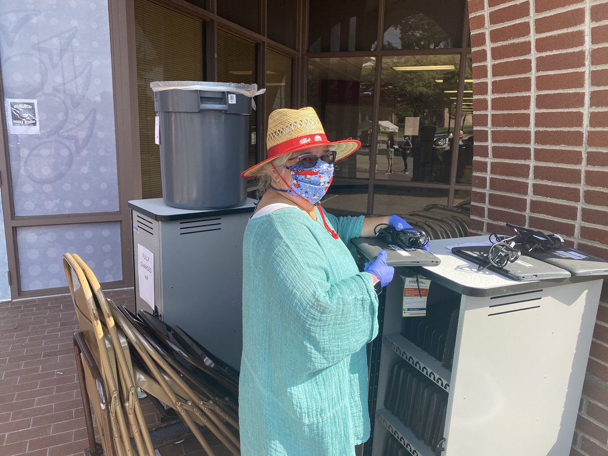 Blalack MS (@blalackms) on Twitter photo Tonight was Blalack’s Chromebook Distribution. Thanks to everyone that came out and everyone who assisted!
<a href="/CFBISD/">Carrollton-Farmers Branch ISD</a> @DrChapmanCFBISD <a href="/drdanawest/">Dr. Dana West</a> <a href="/BandBlalack/">Blalack Band</a> <a href="/CFBISD/">Carrollton-Farmers Branch ISD</a> #neverstopimproving #TogetherWeCan <a href="/BlalackTheatre/">Blalack Theatre</a> <a href="/BlalackPTA/">BlalackPTA</a> Tonight was Blalack’s Chromebook Distribution. Thanks to everyone that came out and everyone who assisted!
<a href="/CFBISD/">Carrollton-Farmers Branch ISD</a> @DrChapmanCFBISD <a href="/drdanawest/">Dr. Dana West</a> <a href="/BandBlalack/">Blalack Band</a> <a href="/CFBISD/">Carrollton-Farmers Branch ISD</a> #neverstopimproving #TogetherWeCan <a href="/BlalackTheatre/">Blalack Theatre</a> <a href="/BlalackPTA/">BlalackPTA</a>
