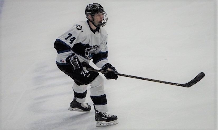 Youngest Slavin, <a href="/slavin_jeremiah/">Jeremiah Slavin</a>, making name for himself, commits to <a href="/NCAAIceHockey/">NCAA Ice Hockey</a> D-I <a href="/CC_Hockey1/">Colo. College Hockey</a> 

READ MORE HERE: co.hockey/news_article/s…