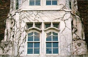 The statues that sit above the entrance of the  @UMichUnions to me, are symbolic of this marriage and the struggle. The ‘Athlete’ faces south toward the athletic fields, the Student’ gazes toward Central campus