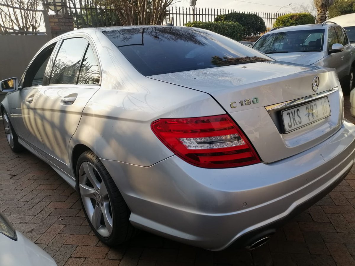 ShefieldCars's tweet photo. The merc is also a 2013 model.
78 000km
R180 000
Inbox me for more information
Cash sales are negotiable#Level2 #BoityEngagedByMaps #TheQueenMzansi https://t.co/i6wUeCWjkM