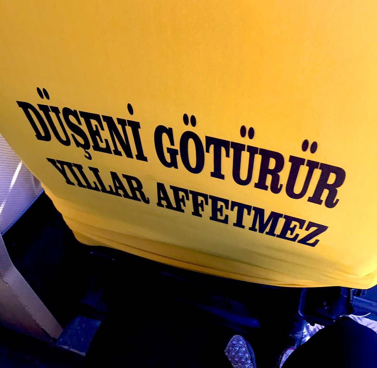 zynpaltnn's tweet photo. Bir dolmuş atasözü der ki😁
#günaydın #atasözü https://t.co/sOGEJzyM6z