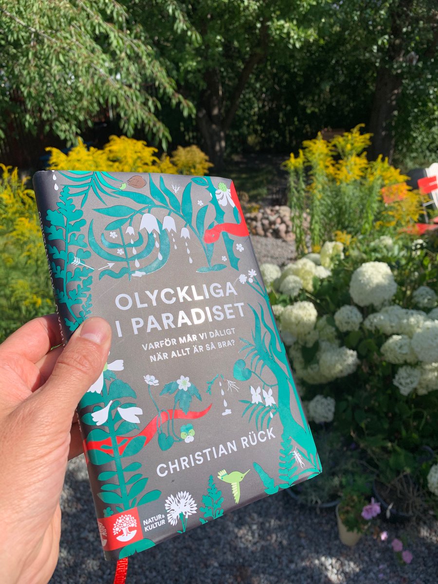 christianruck's tweet photo. Speciell känsla att hålla i första tryckta exemplaret av boken! Är lite stolt, faktiskt. Och nervös. https://t.co/miF2qztKnx