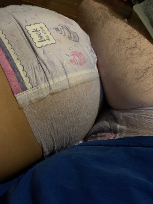 Felt like matching our diapers. Cant wait to use them together :). https://t.co/RrUjIumQhR<a href="/tag/diapergirl"class="tags"><span>#diapergirl</span></a><a href="/tag/abdlgirls"class="tags"><span>#abdlgirls</span></a><a href="/tag/messydiaper"class="tags"><span>#messydiaper</span></a>