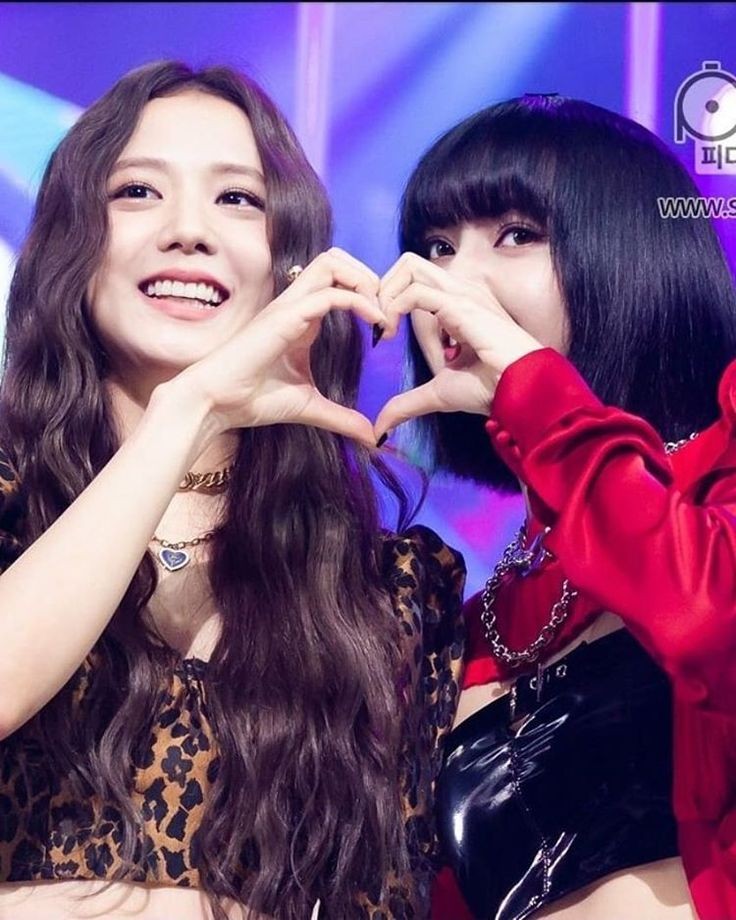 why cant i get a friendship like lisoo& #39;s